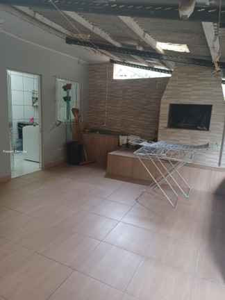 Imagem Casa com 2 Quartos à Venda, 511 m² em Centro - Concórdia Imagem Casa com 2 Quartos à Venda, 511 m² em Centro - Concórdia