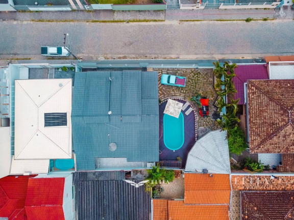 Imagem Casa com 4 Quartos à Venda, 240 m² em Centro - Barra Velha Imagem Casa com 4 Quartos à Venda, 240 m² em Centro - Barra Velha