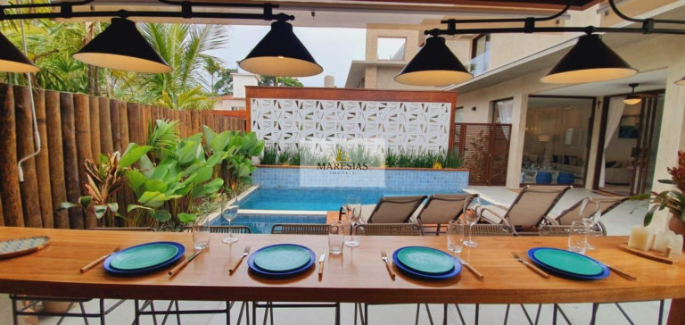 Imagem Casa com 5 Quartos à Venda, 240 m² em Maresias - São Sebastião Imagem Casa com 5 Quartos à Venda, 240 m² em Maresias - São Sebastião
