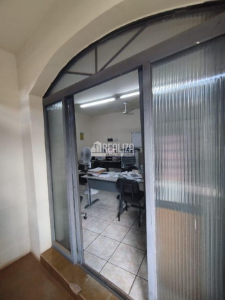 Imagem Ponto Comercial à Venda, 500 m² em Centro - Uberaba Imagem Ponto Comercial à Venda, 500 m² em Centro - Uberaba