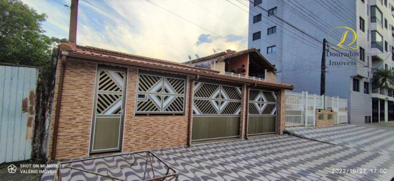 Imagem Casa com 3 Quartos à Venda, 267 m² em Solemar - Praia Grande Imagem Casa com 3 Quartos à Venda, 267 m² em Solemar - Praia Grande