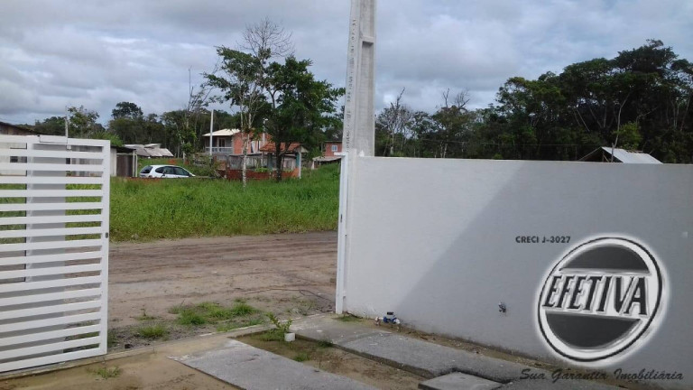 Imagem Casa com 2 Quartos à Venda, 50 m² em Balneário Eliane - Guaratuba Imagem Casa com 2 Quartos à Venda, 50 m² em Balneário Eliane - Guaratuba