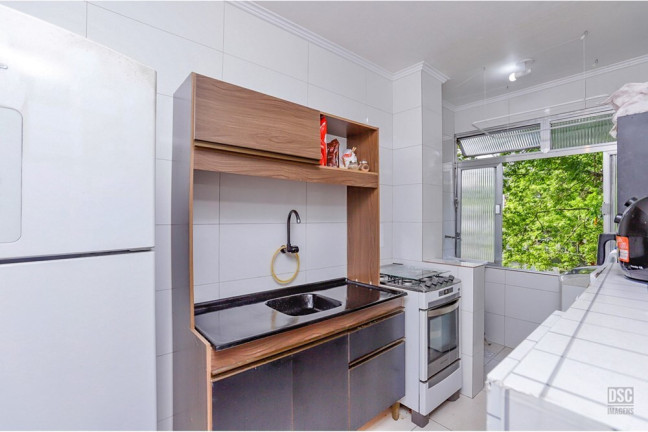 Imagem Imóvel com 2 Quartos à Venda, 46 m² em Cavalhada - Porto Alegre Imagem Imóvel com 2 Quartos à Venda, 46 m² em Cavalhada - Porto Alegre