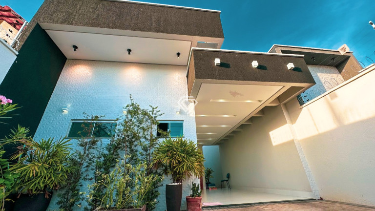 Imagem Casa com 3 Quartos à Venda, 139 m² em Plano Diretor Sul - Palmas Imagem Casa com 3 Quartos à Venda, 139 m² em Plano Diretor Sul - Palmas