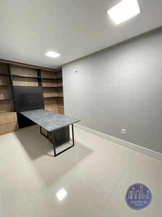 Imagem Sala Comercial para Alugar, 59 m² em Centro - Balneário Camboriú Imagem Sala Comercial para Alugar, 59 m² em Centro - Balneário Camboriú