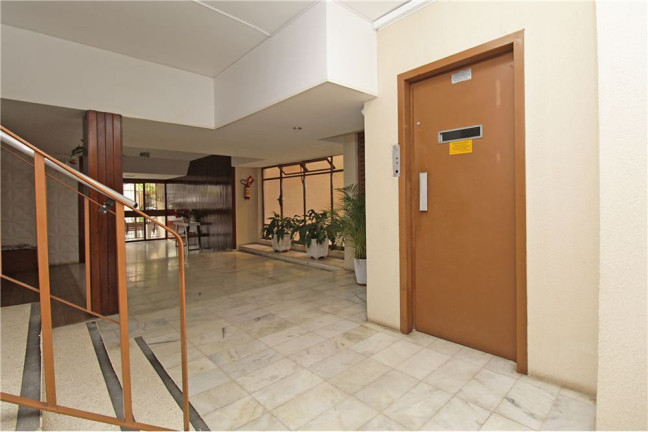 Imagem Imóvel com 3 Quartos à Venda, em Cidade Baixa - Porto Alegre Imagem Imóvel com 3 Quartos à Venda, em Cidade Baixa - Porto Alegre