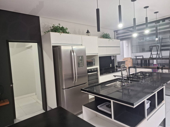 Imagem Casa com 4 Quartos para Alugar, 300 m² em Jardim Marajoara - São Paulo Imagem Casa com 4 Quartos para Alugar, 300 m² em Jardim Marajoara - São Paulo