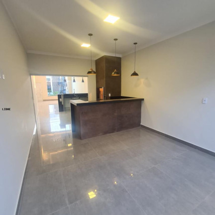 Imagem Casa com 3 Quartos à Venda, 170 m² em Lívia Iii - Botucatu Imagem Casa com 3 Quartos à Venda, 170 m² em Lívia Iii - Botucatu