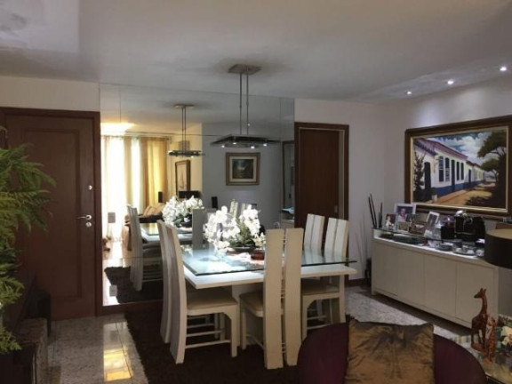 Imagem Imóvel com 3 Quartos à Venda, 118 m² em Icaraí - Niterói Imagem Imóvel com 3 Quartos à Venda, 118 m² em Icaraí - Niterói