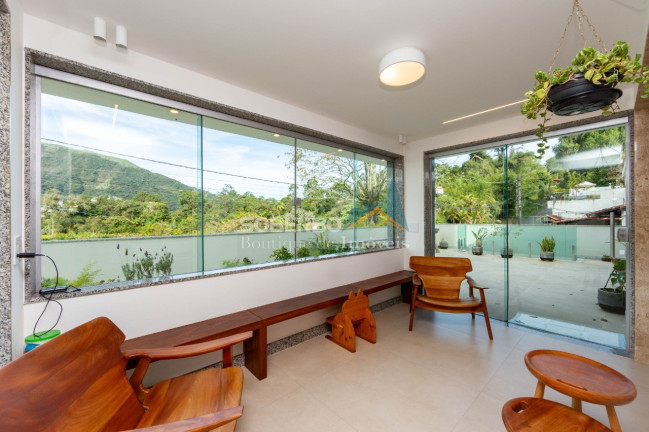 Imagem Casa com 3 Quartos à Venda, 197 m² em Alto - Teresópolis Imagem Casa com 3 Quartos à Venda, 197 m² em Alto - Teresópolis