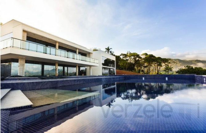 Imagem Terreno à Venda, 605 m² em Centro - Camboriú Imagem Terreno à Venda, 605 m² em Centro - Camboriú