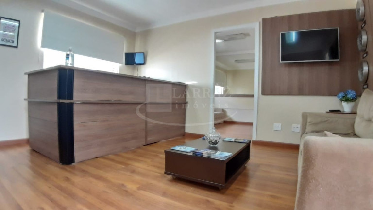 Imagem Imóvel com 3 Quartos à Venda, 328 m² em Campos Elíseos - Ribeirão Preto Imagem Imóvel com 3 Quartos à Venda, 328 m² em Campos Elíseos - Ribeirão Preto