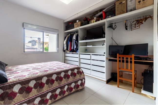 Imagem Casa com 4 Quartos à Venda, em Vila Mangalot - São Paulo Imagem Casa com 4 Quartos à Venda, em Vila Mangalot - São Paulo