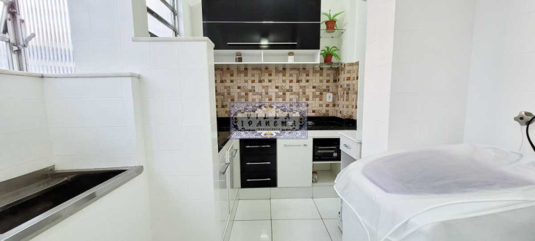 Imagem Apartamento com 2 Quartos à Venda, 90 m² em Copacabana - Rio De Janeiro Imagem Apartamento com 2 Quartos à Venda, 90 m² em Copacabana - Rio De Janeiro