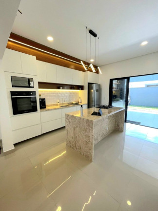 Imagem Casa com 3 Quartos à Venda, 160 m² em Ponta Negra - Manaus Imagem Casa com 3 Quartos à Venda, 160 m² em Ponta Negra - Manaus
