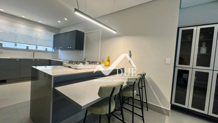 Imagem Apartamento com 4 Quartos à Venda, 158 m² em Gonzaga - Santos Imagem Apartamento com 4 Quartos à Venda, 158 m² em Gonzaga - Santos