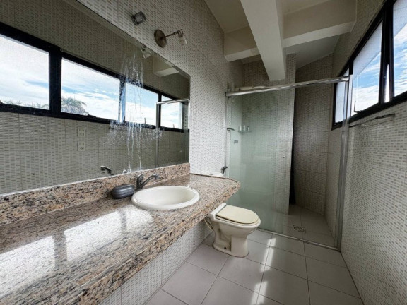 Imagem Imóvel com 4 Quartos à Venda, 243 m² em Nossa Senhora Das Graças - Manaus Imagem Imóvel com 4 Quartos à Venda, 243 m² em Nossa Senhora Das Graças - Manaus