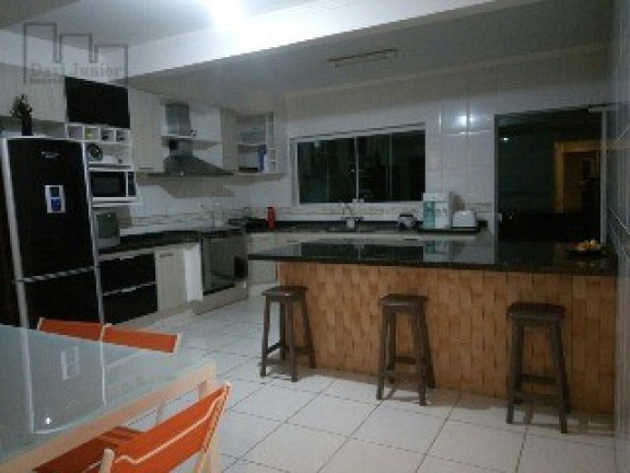 Imagem Casa com 3 Quartos à Venda, 265 m² em Jardim Dos Estados - Sorocaba Imagem Casa com 3 Quartos à Venda, 265 m² em Jardim Dos Estados - Sorocaba