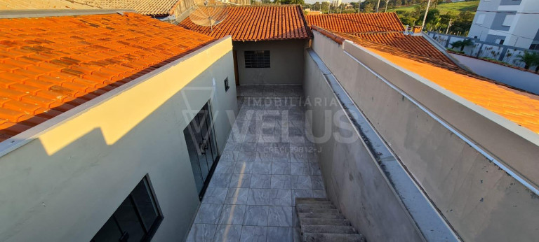 Imagem Casa com 1 Quarto à Venda, 225 m² em Jardim Shangrila - Itapetininga