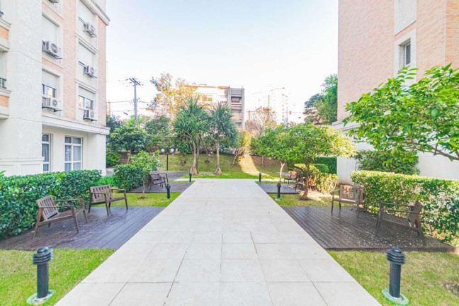 Imagem Apartamento com 2 Quartos à Venda, 69 m² em Passo Da Areia - Porto Alegre