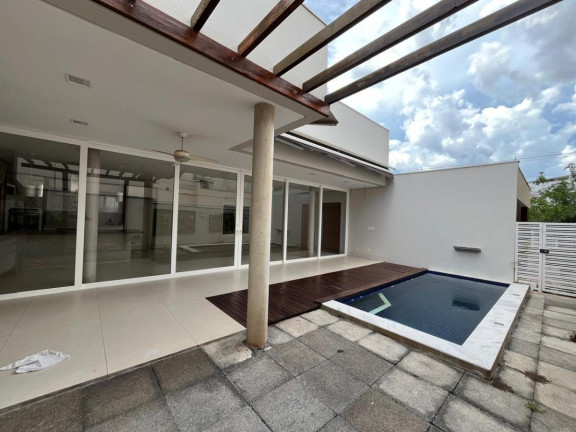 Imagem Casa com 3 Quartos à Venda, 205 m² em Jardim Itália - Cuiabá Imagem Casa com 3 Quartos à Venda, 205 m² em Jardim Itália - Cuiabá