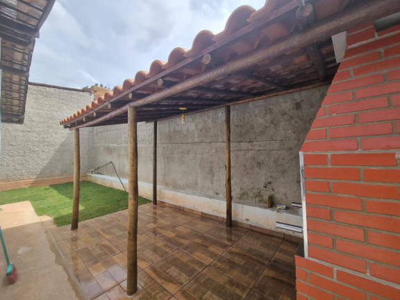 Imagem Casa com 2 Quartos para Alugar, 180 m² em Havaí - Belo Horizonte Imagem Casa com 2 Quartos para Alugar, 180 m² em Havaí - Belo Horizonte