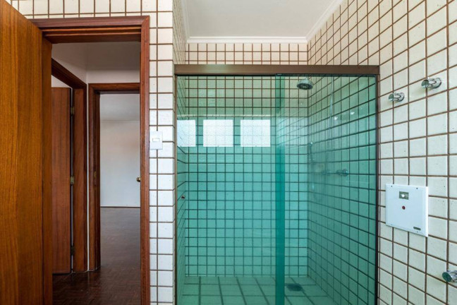 Imagem Casa com 5 Quartos para Alugar, 365 m² em Jardim Estoril Ii - Bauru Imagem Casa com 5 Quartos para Alugar, 365 m² em Jardim Estoril Ii - Bauru