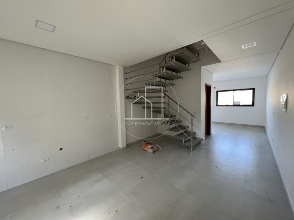 Imagem Casa com 2 Quartos à Venda, 150 m² em São João Do Rio Vermelho - Florianópolis Imagem Casa com 2 Quartos à Venda, 150 m² em São João Do Rio Vermelho - Florianópolis