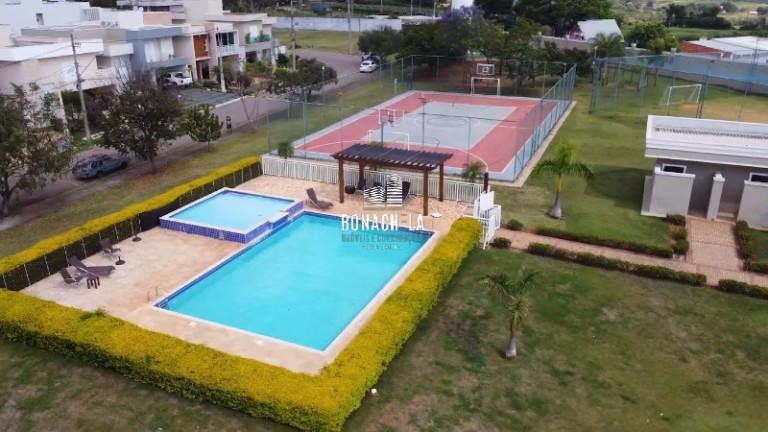 Terreno à Venda, 330 m² em Jardim Residencial Alto De Itaici - Indaiatuba