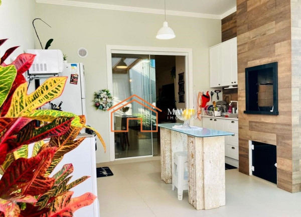 Imagem Casa com 2 Quartos à Venda, 141 m² em Itaum - Joinville Imagem Casa com 2 Quartos à Venda, 141 m² em Itaum - Joinville