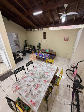 Imagem Casa com 2 Quartos à Venda, 250 m² em Bairro Itaoca - Mongaguá Imagem Casa com 2 Quartos à Venda, 250 m² em Bairro Itaoca - Mongaguá