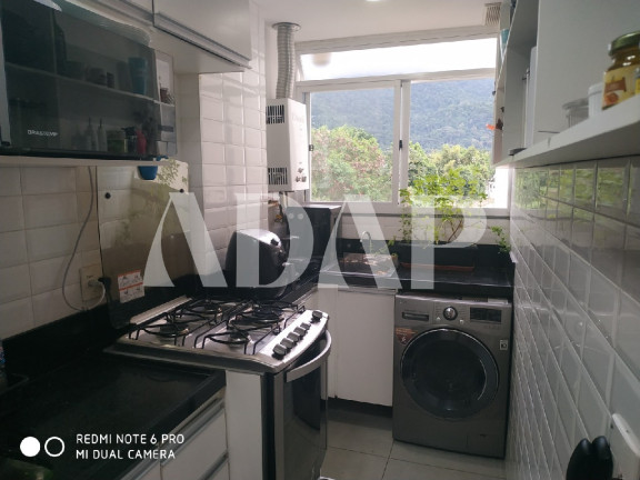 Imagem Imóvel com 3 Quartos à Venda, 53 m² em Vargem Pequena - Rio De Janeiro