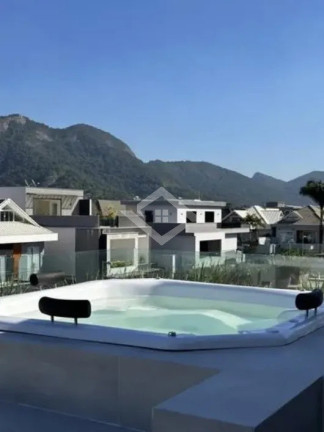 Imagem Casa com 4 Quartos à Venda, 460 m² em Recreio Dos Bandeirantes - Rio De Janeiro Imagem Casa com 4 Quartos à Venda, 460 m² em Recreio Dos Bandeirantes - Rio De Janeiro
