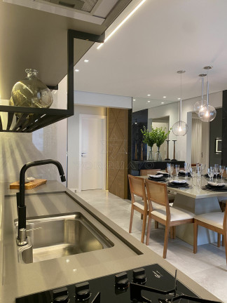 Imagem Apartamento com 2 Quartos à Venda, 76 m² em Centro - Navegantes