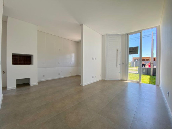 Imagem Casa com 2 Quartos à Venda, 67 m² em Praia Guarani - Capão Da Canoa Imagem Casa com 2 Quartos à Venda, 67 m² em Praia Guarani - Capão Da Canoa