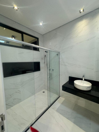 Imagem Casa com 4 Quartos à Venda, 277 m² em Ponta Negra - Manaus Imagem Casa com 4 Quartos à Venda, 277 m² em Ponta Negra - Manaus