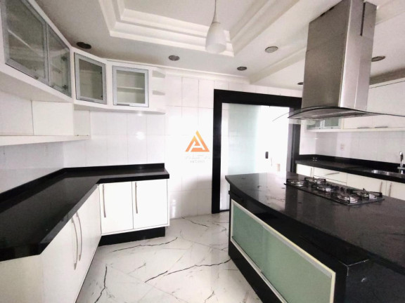 Imagem Apartamento com 4 Quartos à Venda, 223 m² Imagem Apartamento com 4 Quartos à Venda, 223 m²