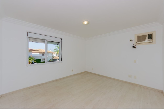 Imagem Casa de Condomínio com 4 Quartos à Venda, 276 m² em Interlagos - São Paulo Imagem Casa de Condomínio com 4 Quartos à Venda, 276 m² em Interlagos - São Paulo