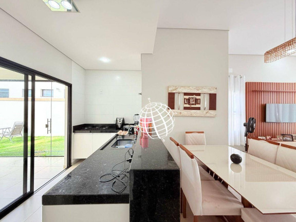 Imagem Casa com 3 Quartos à Venda, 117 m² em Reserva Ybyra - Atibaia Imagem Casa com 3 Quartos à Venda, 117 m² em Reserva Ybyra - Atibaia