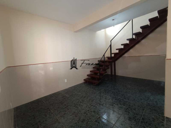 Imagem Imóvel com 3 Quartos à Venda, em Piratininga - Niterói Imagem Imóvel com 3 Quartos à Venda, em Piratininga - Niterói