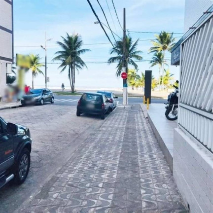 Imagem Kitnet com 1 Quarto à Venda, 30 m² em Guilhermina - Praia Grande Imagem Kitnet com 1 Quarto à Venda, 30 m² em Guilhermina - Praia Grande