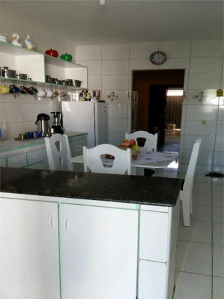 Imagem Imóvel com 4 Quartos à Venda, 150 m² em Siqueira - Fortaleza Imagem Imóvel com 4 Quartos à Venda, 150 m² em Siqueira - Fortaleza