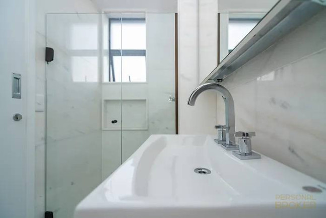 Imagem Apartamento com 4 Quartos à Venda, 130 m² em Lourdes - Belo Horizonte Imagem Apartamento com 4 Quartos à Venda, 130 m² em Lourdes - Belo Horizonte