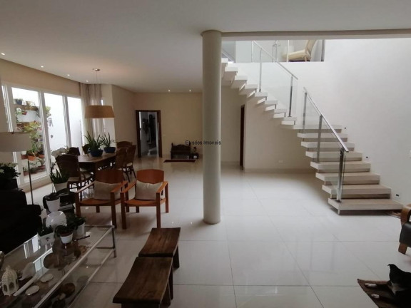 Imagem Sobrado com 5 Quartos para Alugar, 350 m² em Jardim Paulo Vi - São Paulo Imagem Sobrado com 5 Quartos para Alugar, 350 m² em Jardim Paulo Vi - São Paulo