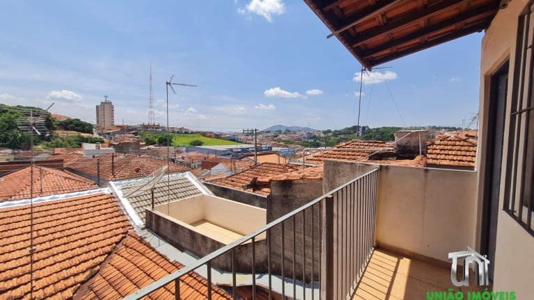 Imagem Casa com 2 Quartos à Venda, 74 m² em Vila Mota - Bragança Paulista Imagem Casa com 2 Quartos à Venda, 74 m² em Vila Mota - Bragança Paulista