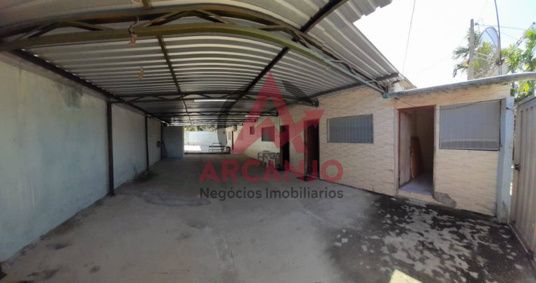Casa com 4 Quartos à Venda, 250 m² em Pereque Açu - Ubatuba