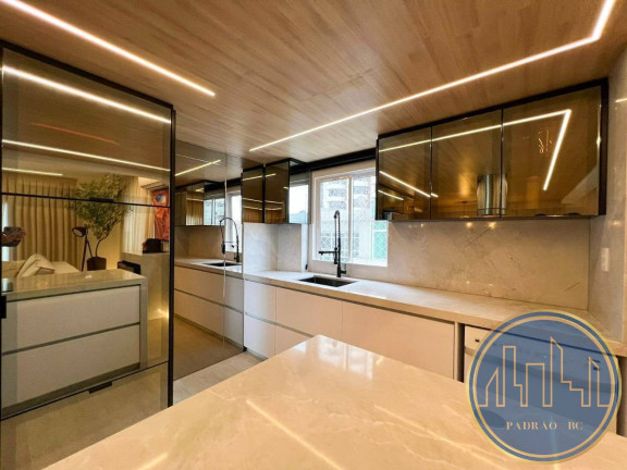 Imagem Apartamento com 4 Quartos para Temporada,  em Centro - Balneário Camboriú