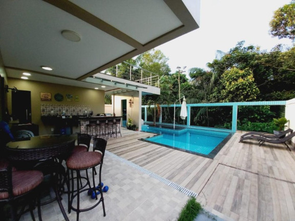 Imagem Casa com 3 Quartos à Venda, 274 m² em Ponta Negra - Manaus Imagem Casa com 3 Quartos à Venda, 274 m² em Ponta Negra - Manaus
