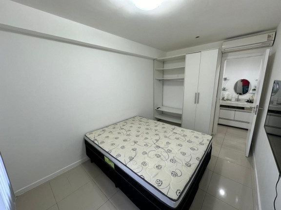 Imagem Apartamento com 1 Quarto à Venda, 51 m² em Alphaville I - Salvador