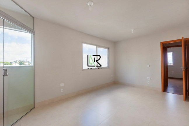 Imagem Apartamento com 3 Quartos à Venda, 77 m² em Santo Antônio - Belo Horizonte Imagem Apartamento com 3 Quartos à Venda, 77 m² em Santo Antônio - Belo Horizonte